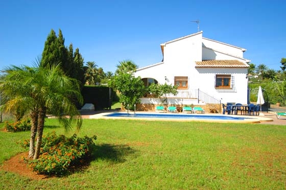Ferienwohnung für 10 Personen ca. 130 mÂ² in Jávea, Costa Blanca: 5 Schlafzimmer, 2 Badezimmer, Sat-TV, Spülmaschine, Pool, Strand 5 km, abgeschl. Grundstück, Waschmaschine