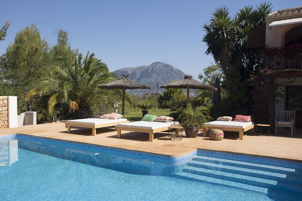 Ferienwohnung für 10 Personen ca. 120 mÂ² in Jávea, Costa Blanca: 5 Schlafzimmer, 1 Badezimmer, Klimaanlage, Sat-TV, Spülmaschine, Pool, Strand 5 km, abgeschl. Grundstück, Trockner, Waschmaschine