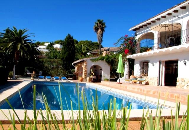 Ferienwohnung für 10 Personen ca. 140 mÂ² in Benissa, Costa Blanca: 5 Schlafzimmer, 2 Badezimmer, Spülmaschine, Pool, Strand 1000 m, abgeschl. Grundstück, Waschmaschine, Hund erlaubt