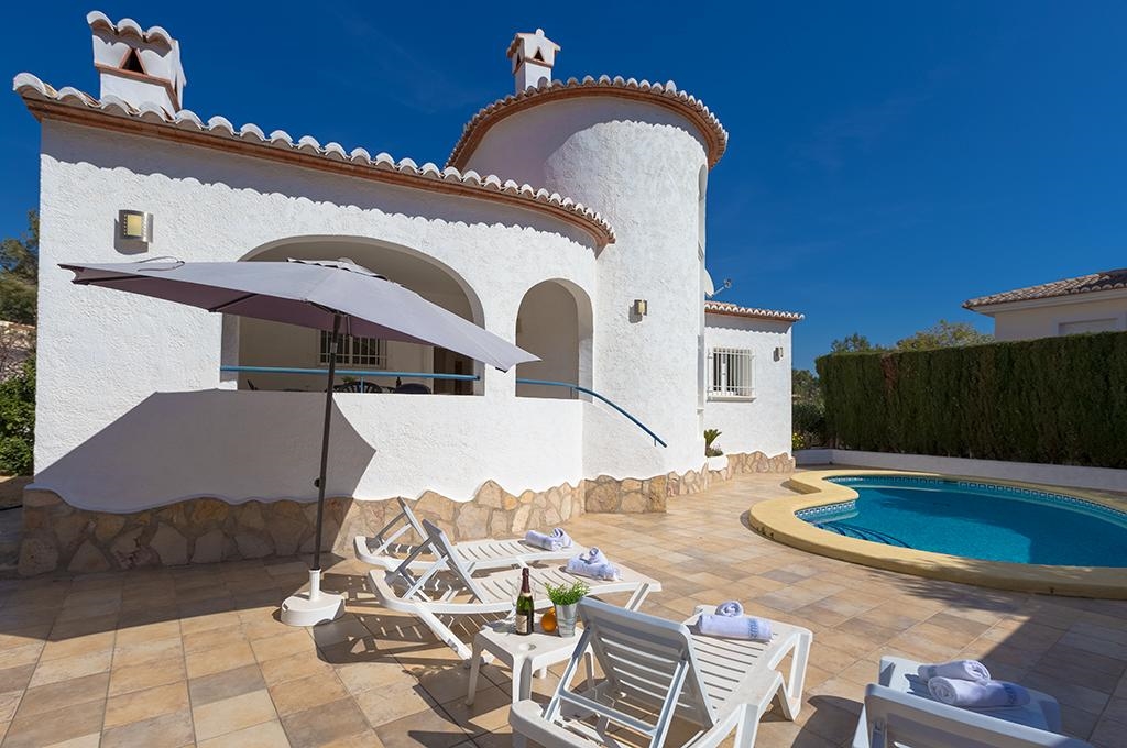 Ferienwohnung für 4 Personen ca. 120 mÂ² in Benissa, Costa Blanca: 2 Schlafzimmer, 1 Badezimmer, Spülmaschine, Pool, Strand 1000 m, abgeschl. Grundstück, Waschmaschine, Hund erlaubt