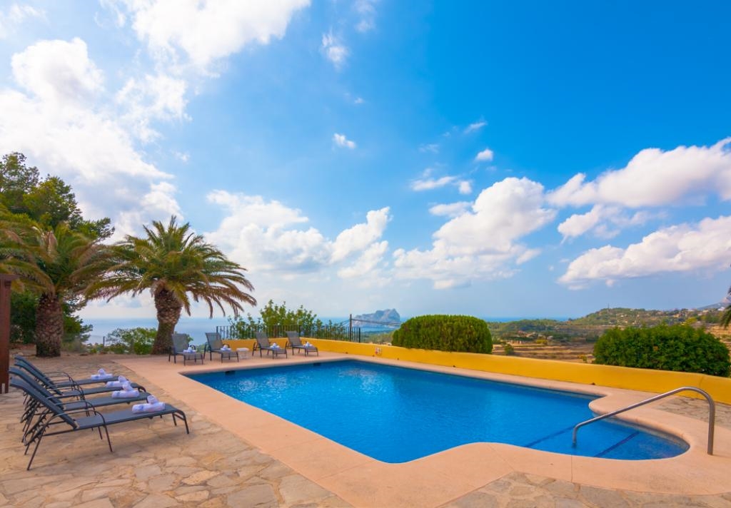 Ferienwohnung für 8 Personen ca. 220 mÂ² in Benissa, Costa Blanca: 4 Schlafzimmer, 3 Badezimmer, Meerblick, Spülmaschine, Pool, Strand 5 km, abgeschl. Grundstück, Trockner, Waschmaschine, Hund erlaubt