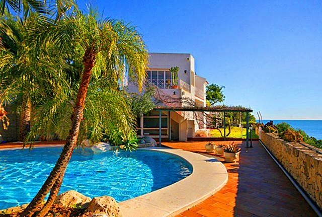 Ferienhaus mit Pool für 8 Personen ca. 300 mÂ² in Benissa, Costa Blanca: 4 Schlafzimmer, 2 Badezimmer, Spülmaschine, Pool, Strand 100 m, abgeschl. Grundstück, Waschmaschine, Hund erlaubt