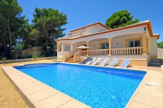 Ferienwohnung für 6 Personen ca. 130 mÂ² in Jávea, Costa Blanca: 3 Schlafzimmer, 1 Badezimmer, Klimaanlage, Sat-TV, Spülmaschine, Pool, Strand 5 km, abgeschl. Grundstück, Trockner, Waschmaschine, Hund erlaubt