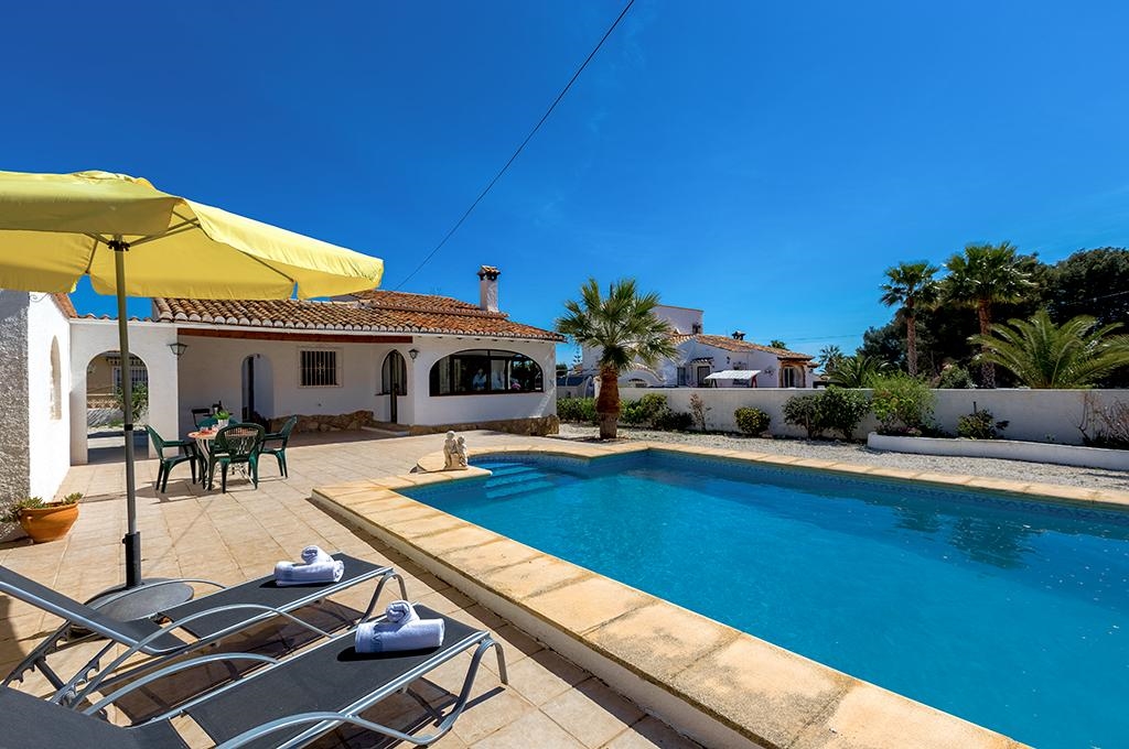 Ferienwohnung für 2 Personen ca. 125 mÂ² in Benissa, Costa Blanca: 1 Schlafzimmer, 1 Badezimmer, Pool, Strand 5 km, abgeschl. Grundstück, Trockner, Waschmaschine, Hund erlaubt