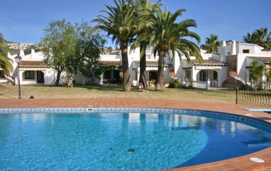 Ferienhaus für 4 Personen ca. 90 mÂ² in Moraira, Costa Blanca: 2 Schlafzimmer, 1 Badezimmer, Sat-TV, gemeinschaftliches Schwimmbad, Strand 3 km