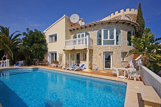 Ferienhaus mit Pool für 6 Personen ca. 200 mÂ² in Javea, Costa Blanca: 4 Schlafzimmer, 3 Badezimmer, Klimaanlage, Sat-TV, Spülmaschine, Pool, Strand 2 km, abgeschl. Grundstück, Waschmaschine