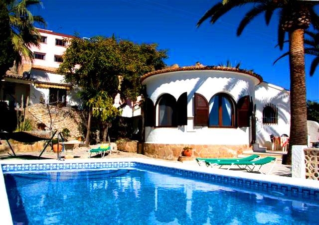 Ferienwohnung für 4 Personen ca. 140 mÂ² in Calpe, Costa Blanca: 2 Schlafzimmer, 2 Badezimmer, Klimaanlage, Spülmaschine, Pool, Strand 2 km
