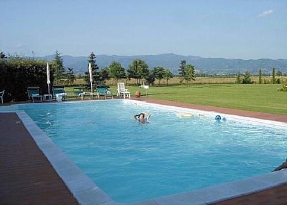 Ferienwohnung für 6 Personen in Anghiari, Toskana (Provinz Arezzo): 2 Schlafzimmer, 1 Badezimmer, Sat-TV, gemeinschaftliches Schwimmbad, Trockner, Waschmaschine, Hund erlaubt