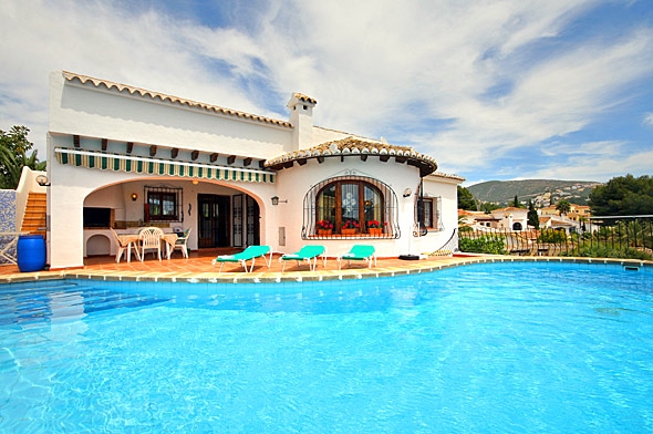 Ferienwohnung für 6 Personen ca. 120 mÂ² in Moraira, Costa Blanca: 1 Schlafzimmer, 1 Badezimmer, Sat-TV, Pool, Strand 5 km, abgeschl. Grundstück, Waschmaschine