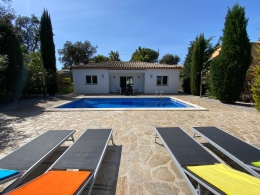 Maravilla, Villa  with private pool in Calonge, Catalonia, Spain for 6 persons...