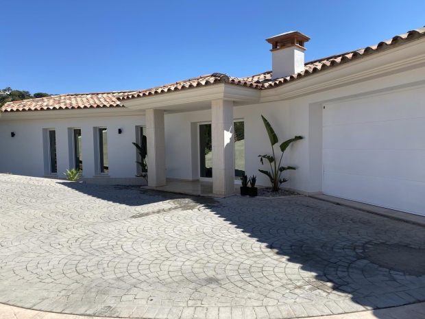 Villa De Oro