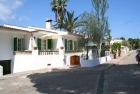 Arenas,&nbsp;Air-conditioned house...