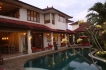 Villa:&nbsp;Padi Karo