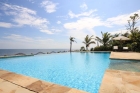 Villa Mawar L 6 pax,&nbsp;This spacious beachfront...